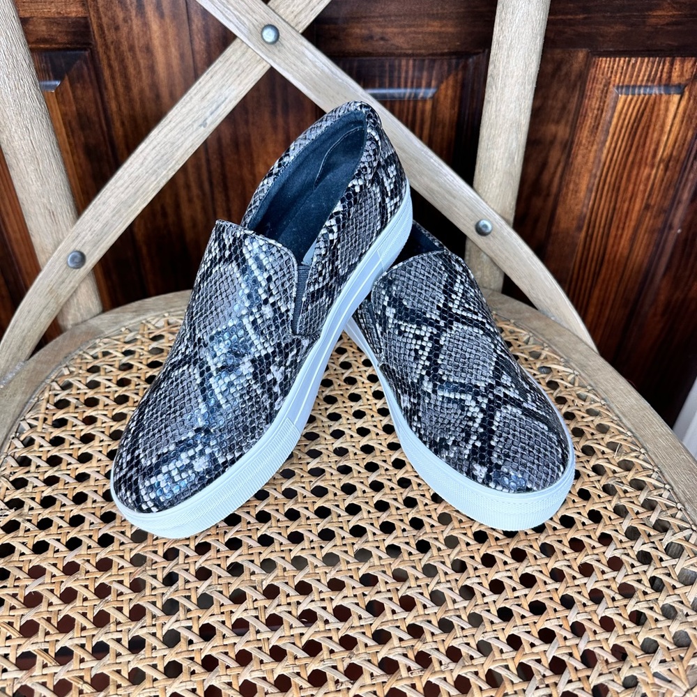 Slip On Sneakers